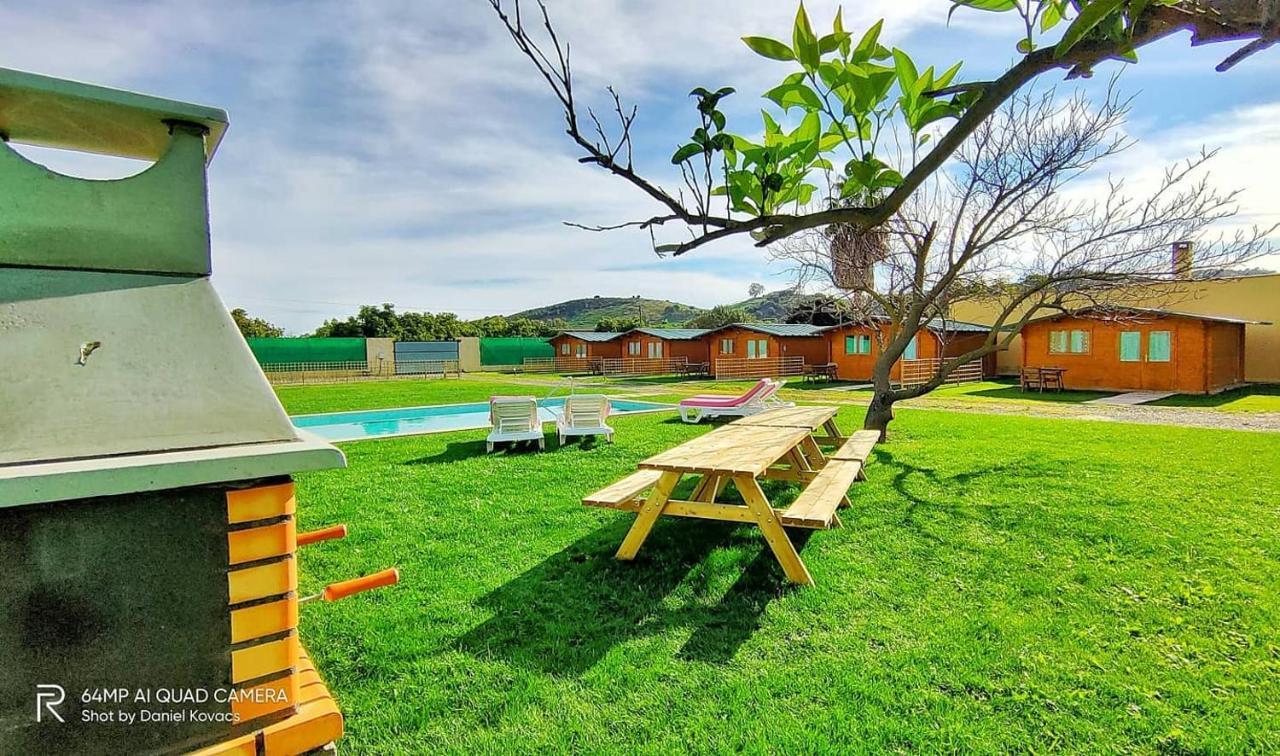 Отель Mahalo Glamping Фуэнхирола Экстерьер фото