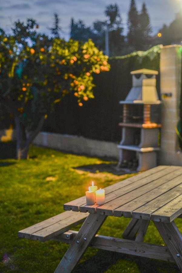 Отель Mahalo Glamping Фуэнхирола Экстерьер фото